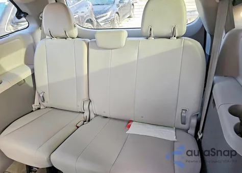 2018 Toyota Sienna Xle 8-Passenger from USA, damaged, VIN 5TDYZ3DCXJS919050